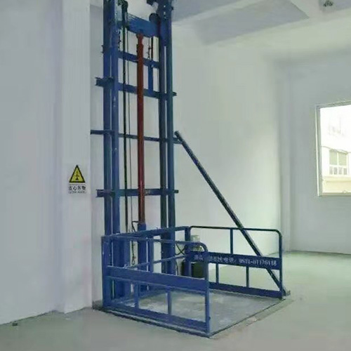 室內穩定型升降機